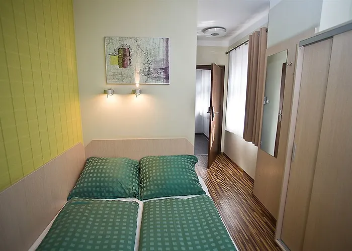 Great Polonia Dwarf B&B