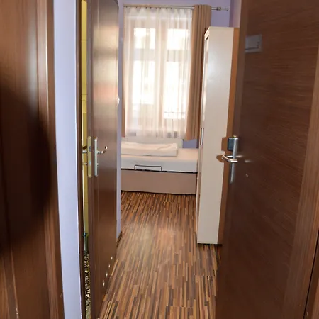 Great Polonia Dwarf Bed and breakfast