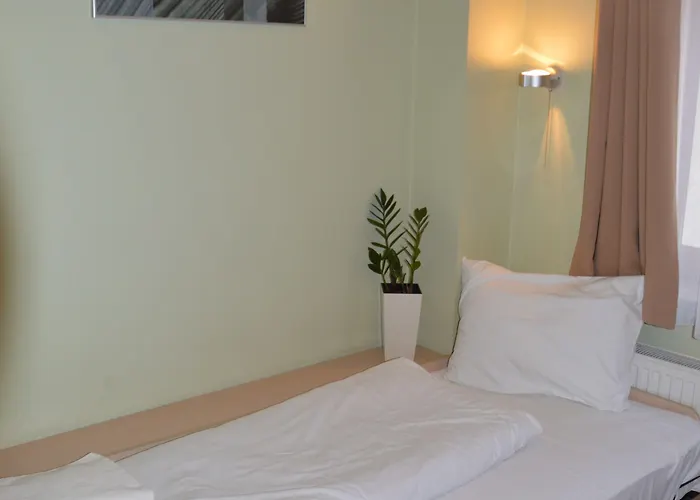 Great Polonia Dwarf Bed & Breakfast Vratislav